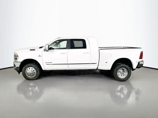 Bright White Clearcoat 2026 RAM 3500 Limited