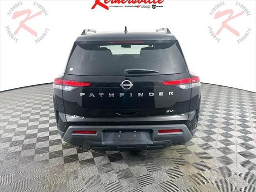 2022 Nissan Pathfinder SV 2WD