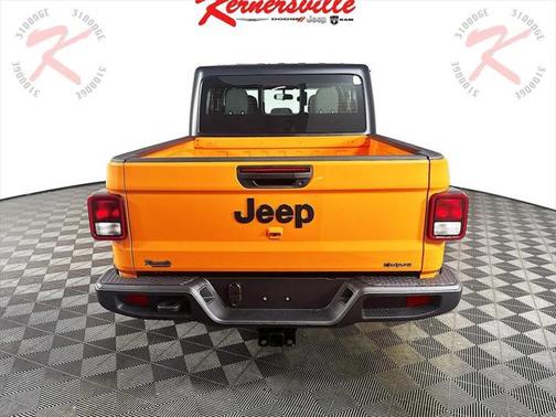 2025 Jeep Gladiator Sport