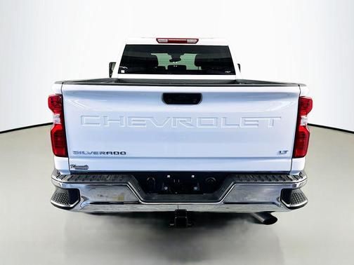 Summit White 2025 Chevrolet Silverado 2500 LT