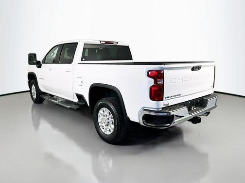 Summit White 2025 Chevrolet Silverado 2500 LT