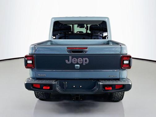 Anvil Clearcoat 2026 Jeep Gladiator Shadow Ops 4x4