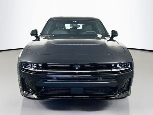 Diamond Black Crystal Pearlcoat 2026 Dodge Charger R/T