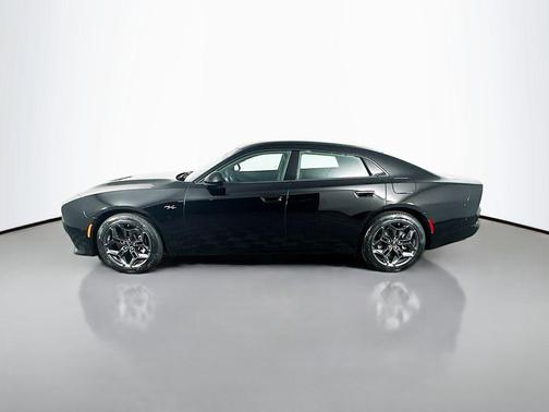 Diamond Black Crystal Pearlcoat 2026 Dodge Charger R/T