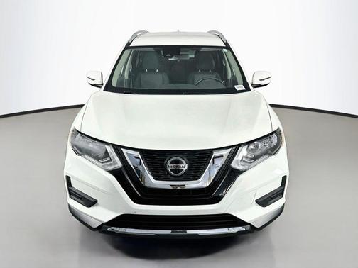 Glacier White 2020 Nissan Rogue SV