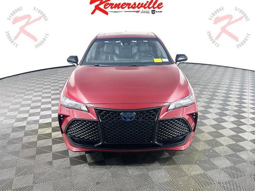 2021 Toyota Avalon Hybrid XSE
