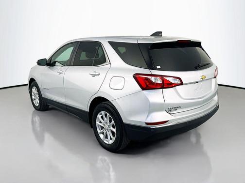 Silver Ice Metallic 2021 Chevrolet Equinox 1LT