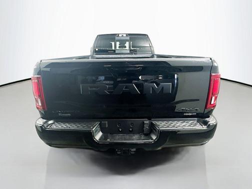 2026 RAM 3500 Limited