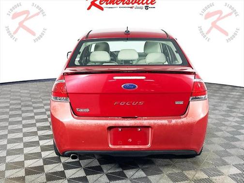2011 Ford Focus SES