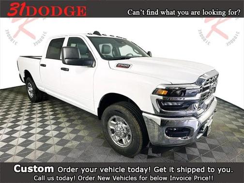 2025 RAM 2500 Tradesman Crew Cab 4x2 6'4' Box