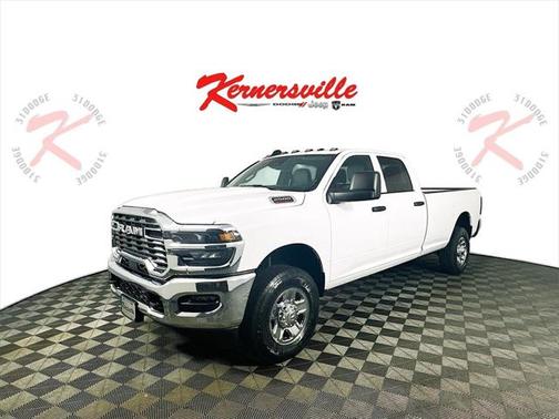 2025 RAM 2500 Tradesman Crew Cab 4x4 8' Box