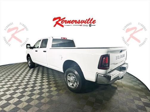 2025 RAM 2500 Tradesman Crew Cab 4x4 8' Box