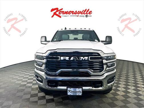 2025 RAM 2500 Tradesman Crew Cab 4x4 8' Box