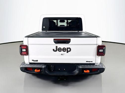 2026 Jeep Gladiator Mojave X