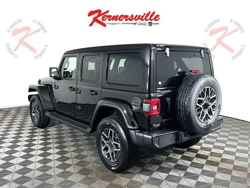 2026 Jeep Wrangler 4-Door Sahara 4x4
