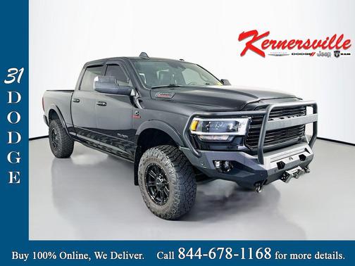 Diamond Black Crystal Pearlcoat 2019 RAM 3500 Laramie Crew Cab 4x4 6'4' Box