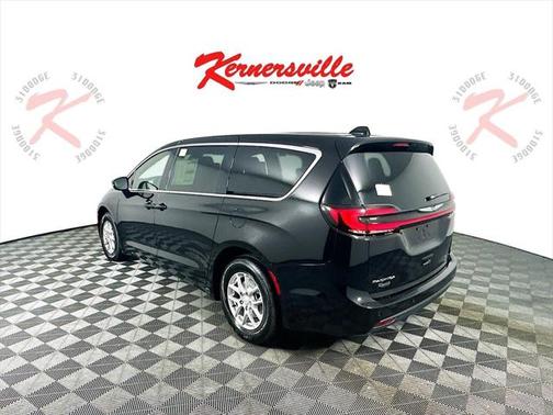 2025 Chrysler Pacifica L