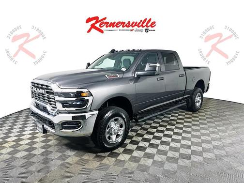 2026 RAM 2500 Tradesman Crew Cab 4x4 6'4' Box