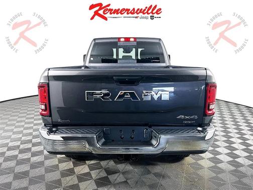 2026 RAM 2500 Tradesman Crew Cab 4x4 6'4' Box