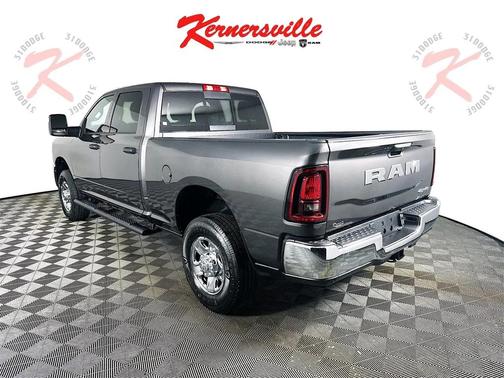 2026 RAM 2500 Tradesman Crew Cab 4x4 6'4' Box