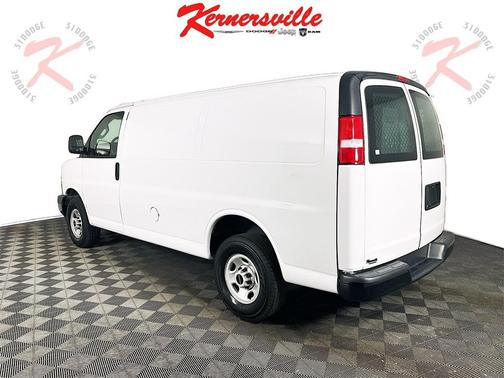 2023 GMC Savana 2500 Work Van