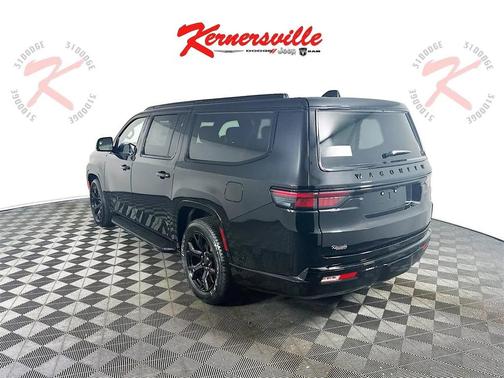 2025 Jeep Wagoneer L Series II Carbide 4x4