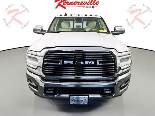 2020 RAM 3500 Laramie Crew Cab 4x4 8' Box