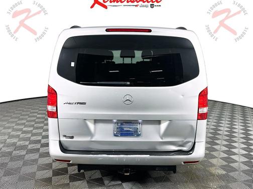 2016 Mercedes-Benz Metris Base