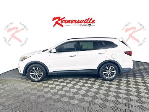 2017 Hyundai SANTA FE SE