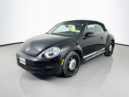 Black Uni 2013 Volkswagen Beetle 2.5L