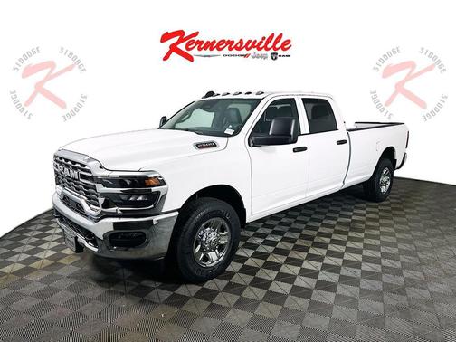 2026 RAM 2500 Tradesman Crew Cab 4x2 8' Box