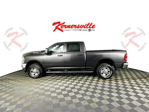 2024 RAM 3500 Tradesman Crew Cab 4x4 6'4' Box