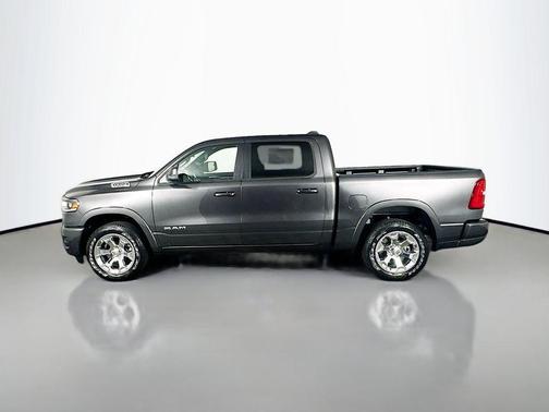 Granite Crystal Metallic Clearcoat 2025 RAM 1500 Big Horn/Lone Star