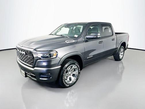 Granite Crystal Metallic Clearcoat 2025 RAM 1500 Big Horn/Lone Star