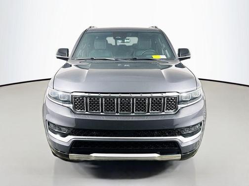 2023 Jeep Grand Wagoneer L Series III 4x4