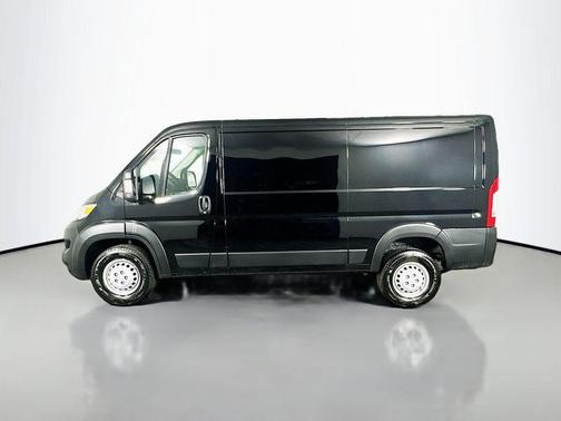 Black Clearcoat 2026 RAM ProMaster 1500 Low Roof