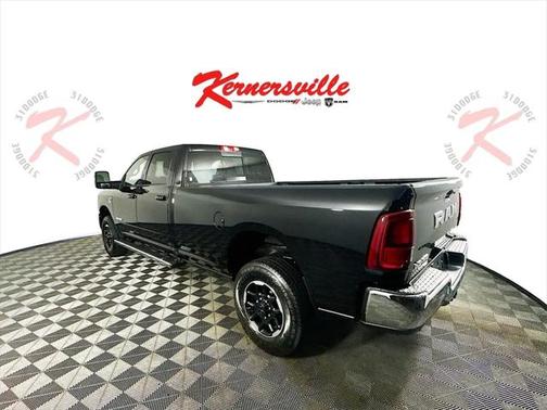 2025 RAM 2500 Laramie Crew Cab 4x4 8' Box