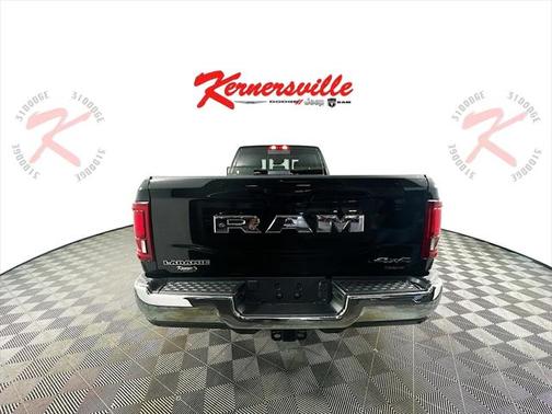 2025 RAM 2500 Laramie Crew Cab 4x4 8' Box