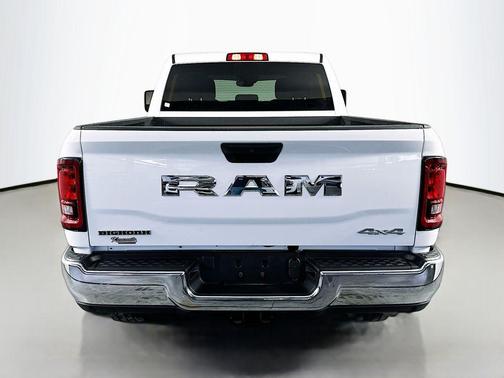 Bright White Clearcoat 2025 RAM 2500 Big Horn Crew Cab 4x4 6'4' Box