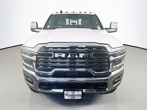 Bright White Clearcoat 2025 RAM 3500 Limited Crew Cab 4x4 8' Box