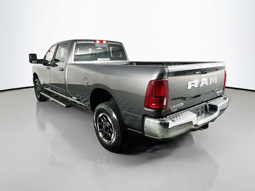 Granite Crystal Metallic Clearcoat 2025 RAM 3500 Laramie Crew Cab 4x4 8' Box