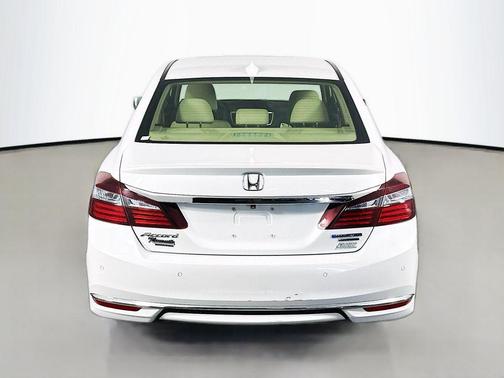 2017 Honda Accord Hybrid Touring