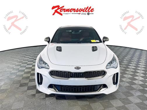 2019 Kia Stinger GT2