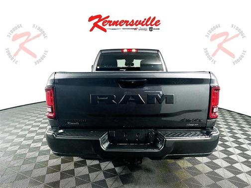 2025 RAM 2500 Big Horn Crew Cab 4x4 6'4' Box