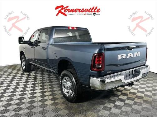 2025 RAM 2500 Tradesman Crew Cab 4x4 6'4' Box