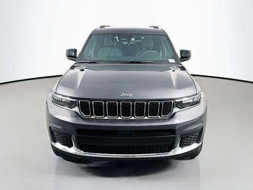 Baltic Gray Metallic Clearcoat 2026 Jeep Grand Cherokee L Laredo