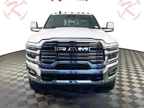 2025 RAM 3500 Laramie Crew Cab 4x4 8' Box