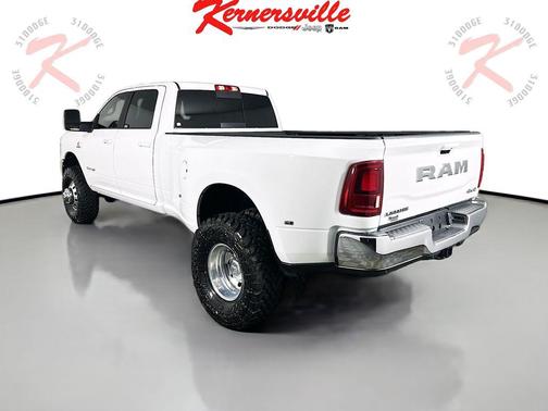 2025 RAM 3500 Laramie Crew Cab 4x4 8' Box