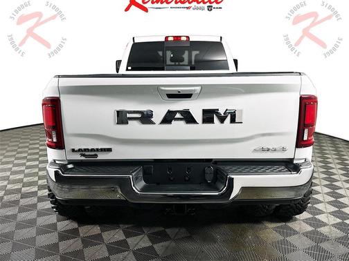 2025 RAM 3500 Laramie Crew Cab 4x4 8' Box
