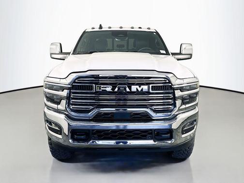 Bright White Clearcoat 2025 RAM 3500 Laramie Crew Cab 4x4 8' Box